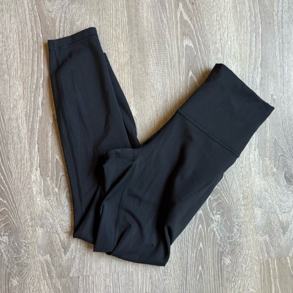 Lululemon Wunder Train High-Rise Tight with Pockets - Picture 2 of 4